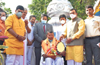 Mangaluru: District administration felicitates Mahalinga Naik